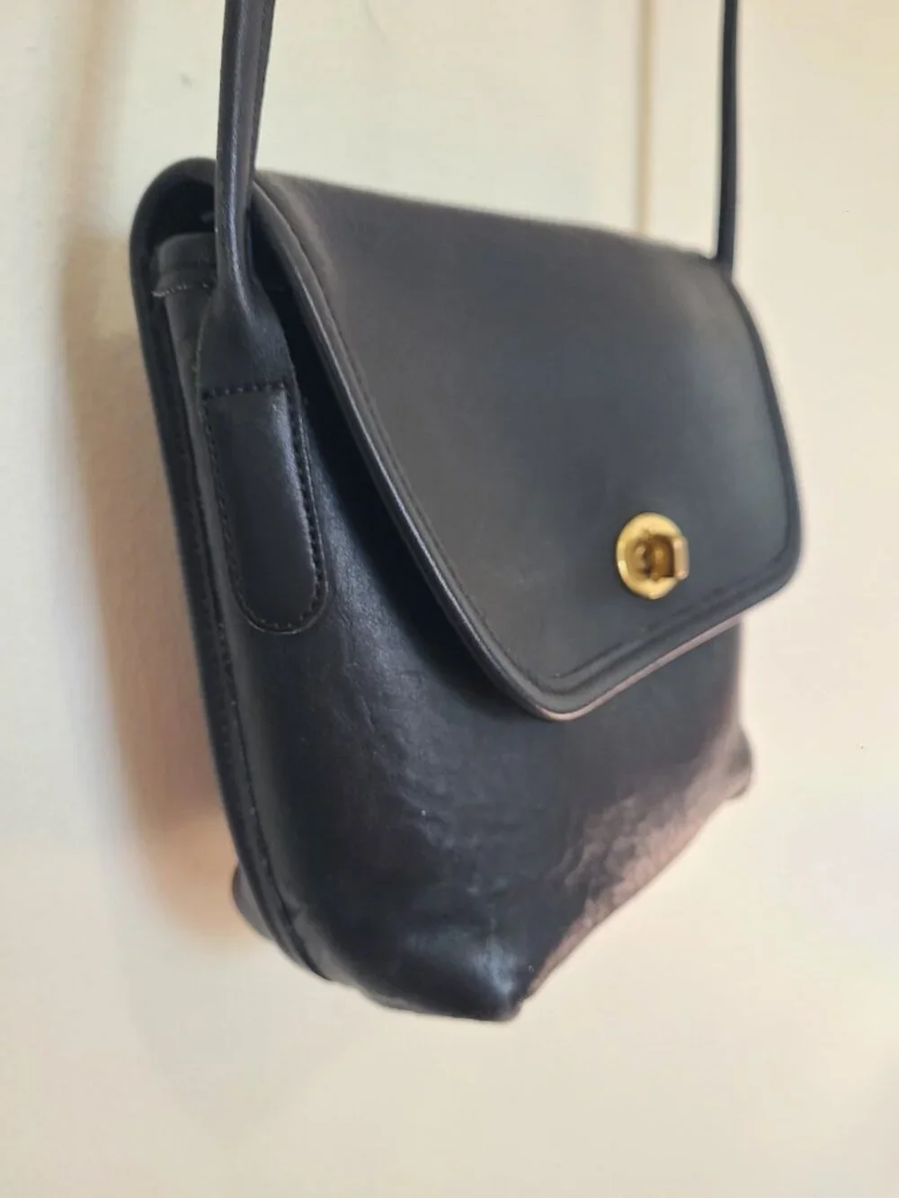 Vintage Rare Coach Quincy Black Leather Crossbody Shoulder Bag 9919